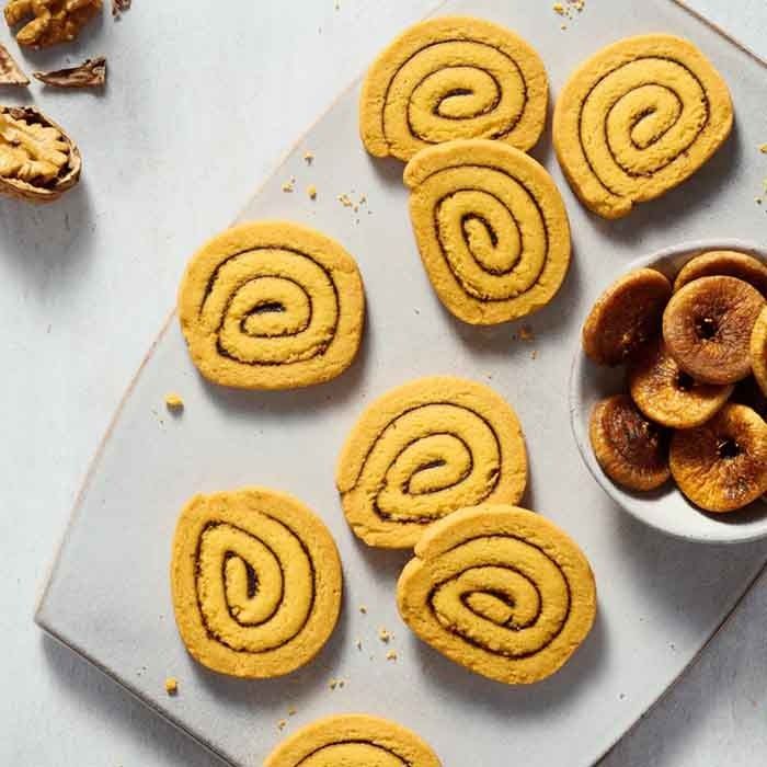 Fig Walnut Raisin Cookies, Eggless
